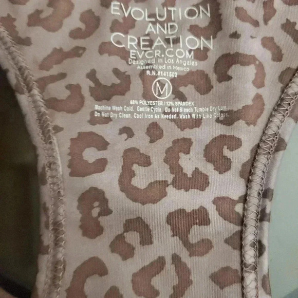 EVOLUTION AND CREATION TOP - Picture 3 of 3